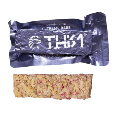 Baton energetyczny This1 orzechy-czarna porzeczka